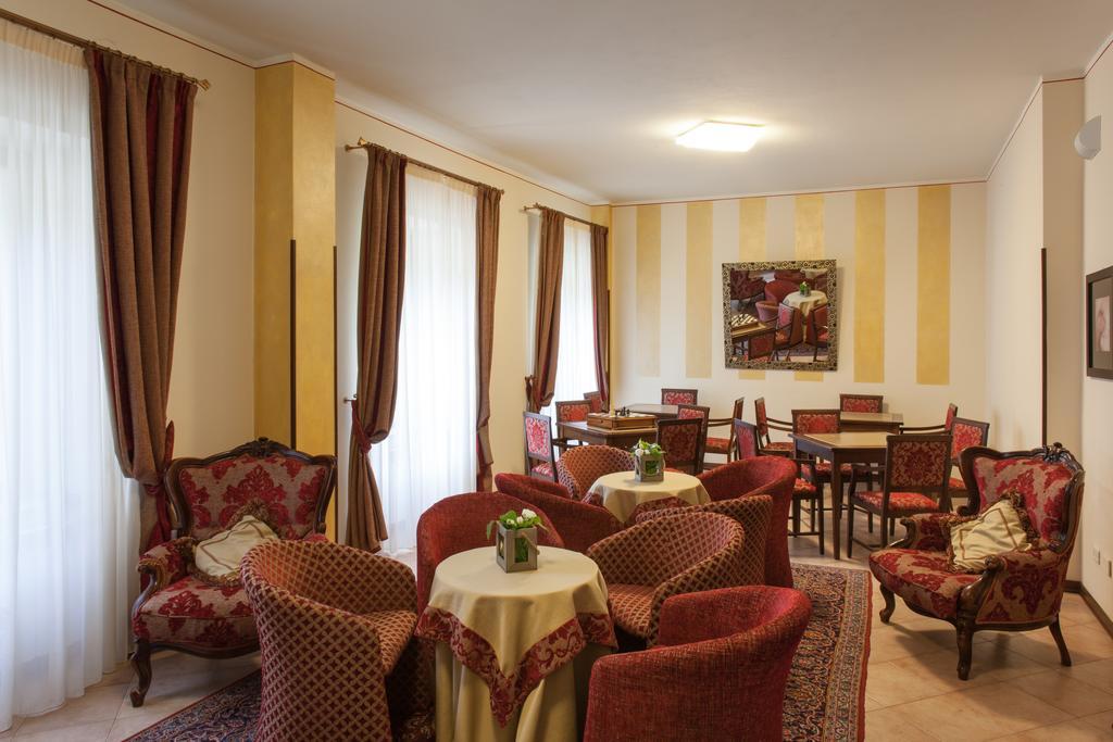 Hotel Fabbrini Аббадиа Сан Сальваторе Экстерьер фото